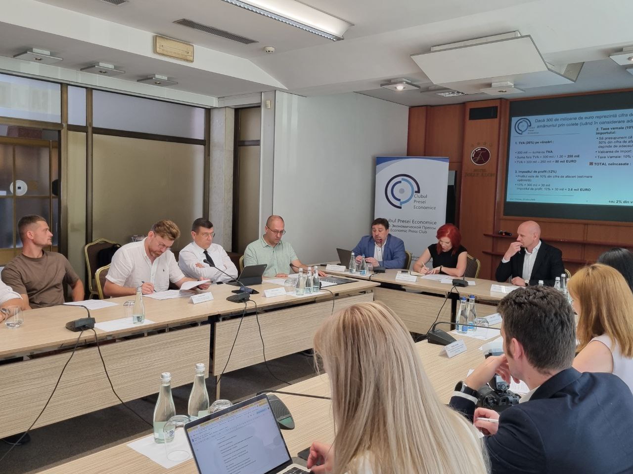 Mediul de afaceri cere aplicarea TVA și a taxelor vamale la toate produsele din țări terțe, precum și obligarea piețelor online străine să se înregistreze și să plătească impozite